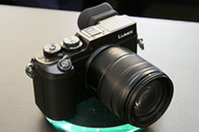 パナソニック LUMIX DMC-GX8H 高倍率ズームレンズキット 価格比較