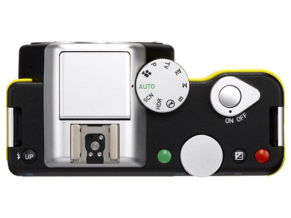 PENTAX K-01 レンズキット [ブラック×イエロー]の製品画像 - 価格.com