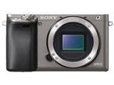 ソニー、ミラーレス一眼「α6000」の新色「グラファイトグレー」を12/2