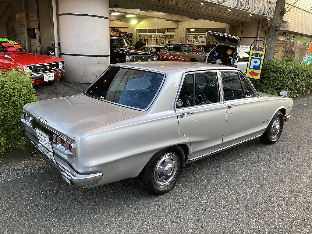 日産 スカイライン4ドア 2000GT 品川55 ワンオーナー(S46年式) | FLEX