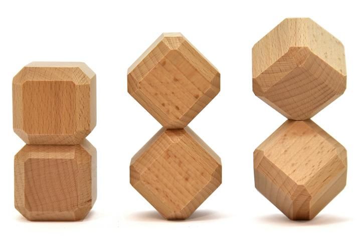 kttt_hcube_003b.jpg?