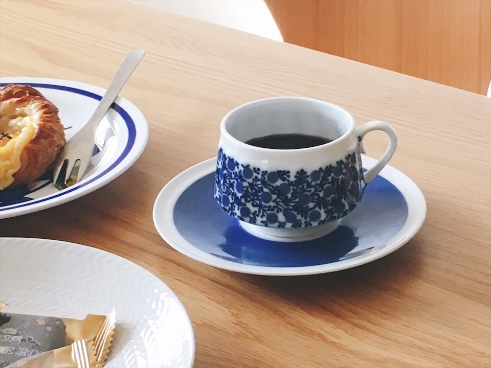 ドリア(Doria) / コーヒーカップ＆ソーサー｜アラビア(ARABIA)の