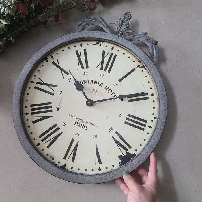 アンティークグレー・壁掛け時計・電池式・レトロデザイン | 旅する