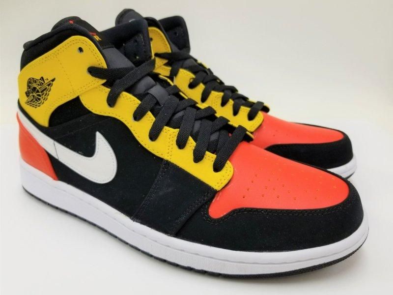 AIR JORDAN 1 MID SE 852542-087 黒/赤/黄