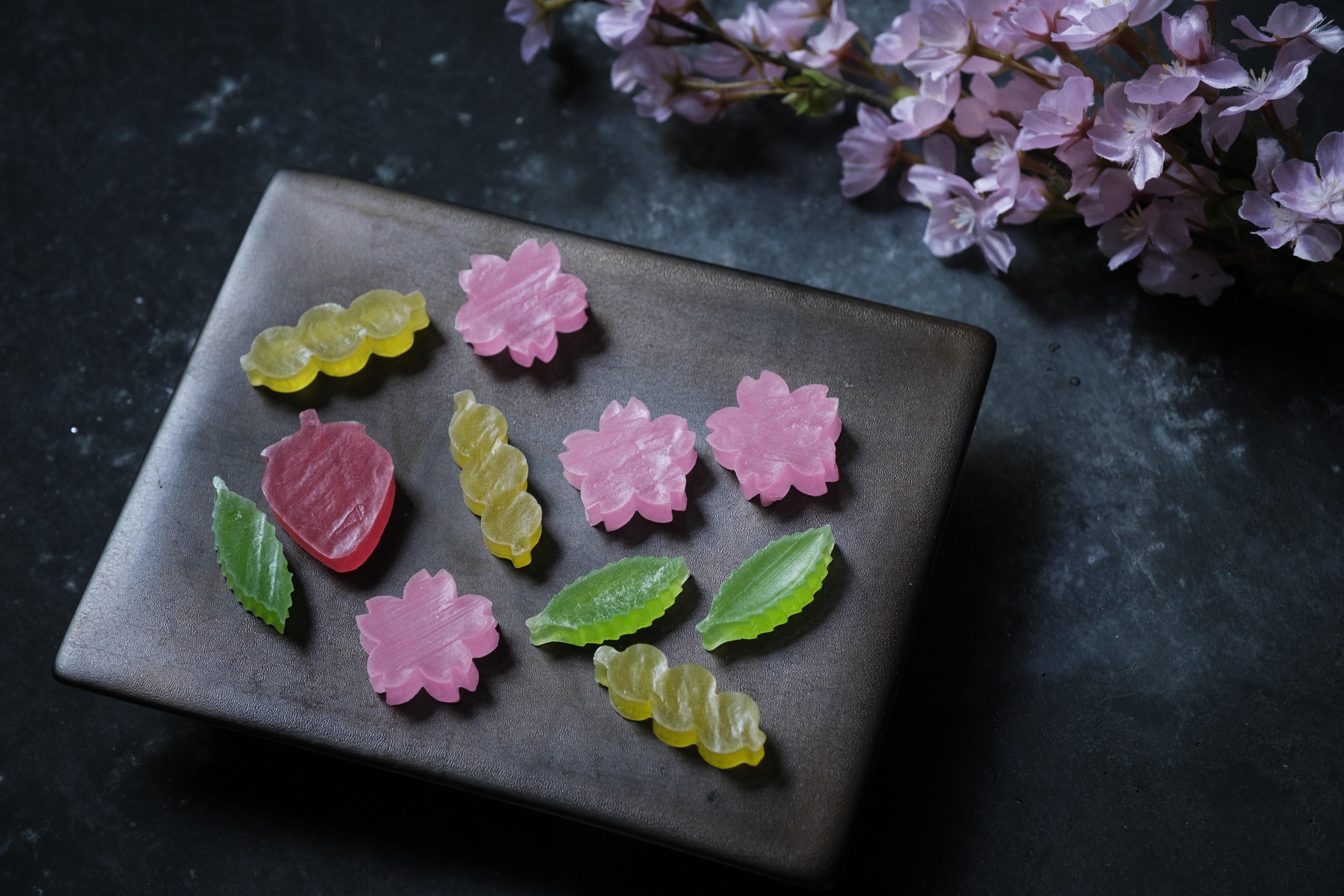 琥珀糖 京こごり（春） - 株式会社 高野屋貞広