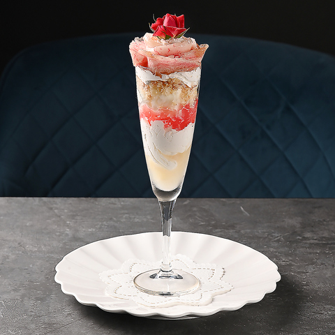 cafe&bar夜パフェ EIGHT エイト(春吉/カフェ・スイーツ)＜ネット予約可