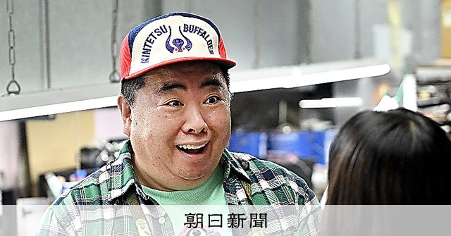 近鉄の帽子、ドラマに続々登場 マークのデザインは岡本太郎：朝日新聞