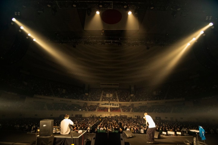 武道館公演を終えたMOROHAへ送る1通の手紙──客席で感じた違和感