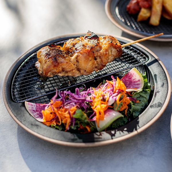 KIKIME/amime プレート半月 黒酸化網 -網付きだから揚物をカラッとした