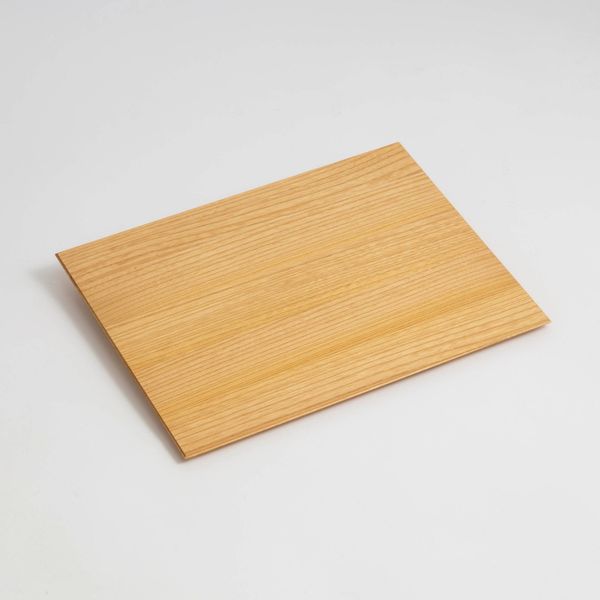 四十沢木材工芸/KITO 匙面折敷 -匙面のおかげで凛とした雰囲気になる