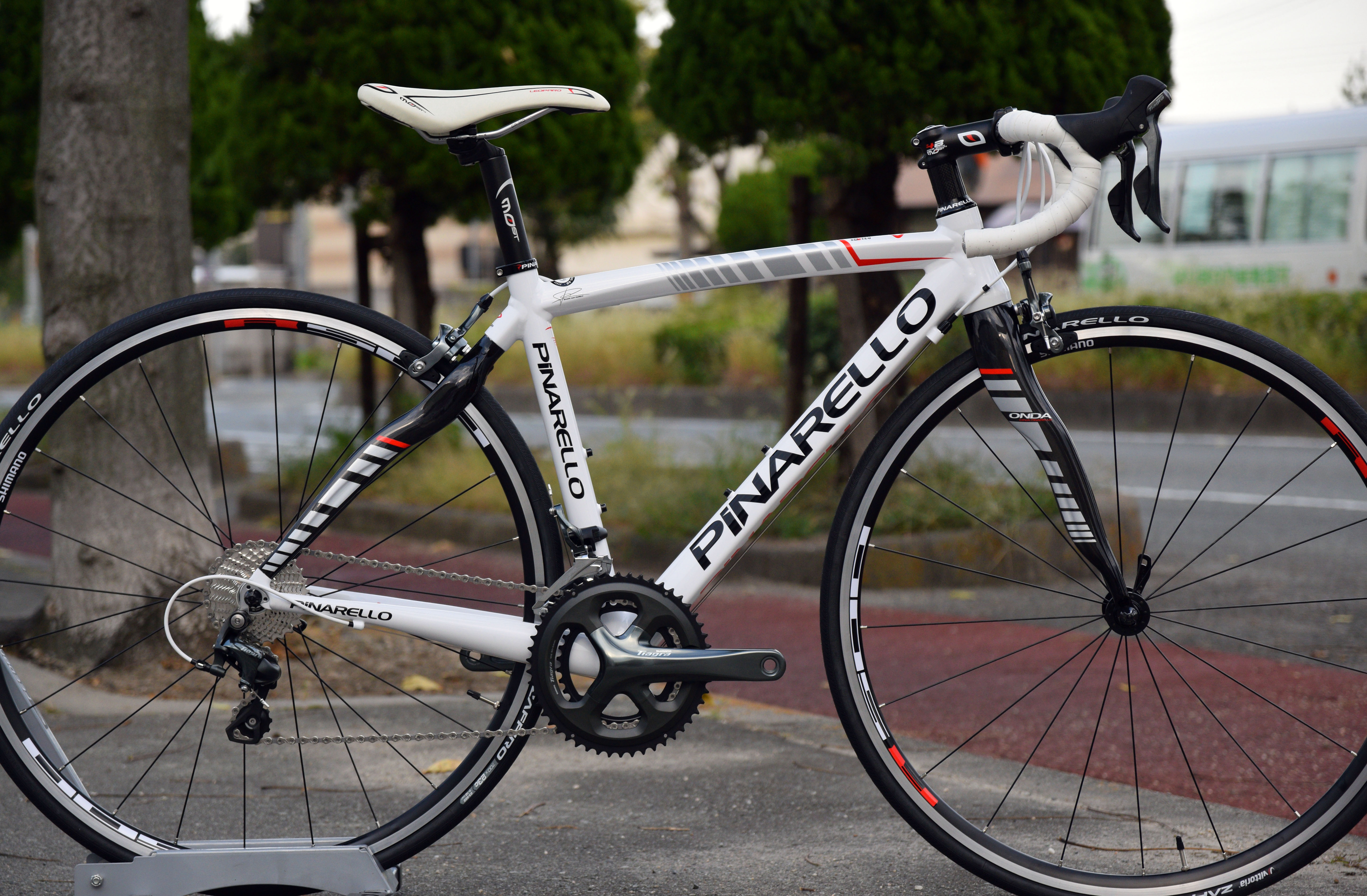 PINARELLO NEOR Tiagra 10S 完成車 : -INFINITY-兵庫県唯一のロード