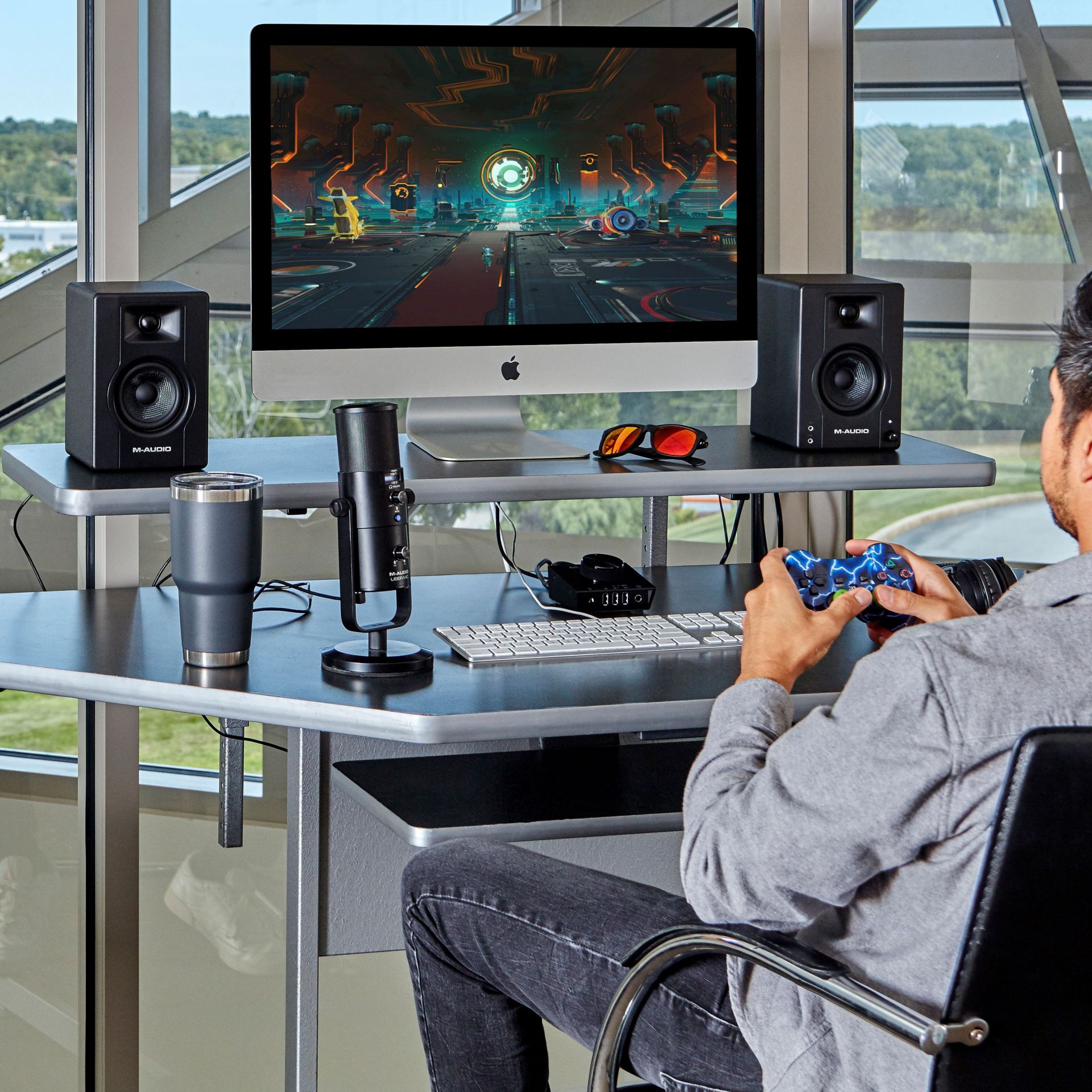 M-Audio BX3 / BX4 | ライブ配信 / ゲーミング / 映画鑑賞 / 音楽再生