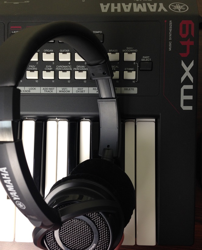 AKG K812 | ミキシング＆マスタリングに適したモニタリング用