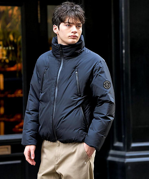 700フィルパワー／高品質ダウン】ファンクショナル ハイネック