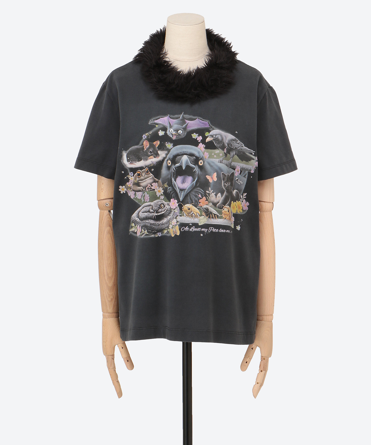 FURRY COLLAR ZIP―UP T―SHIRT