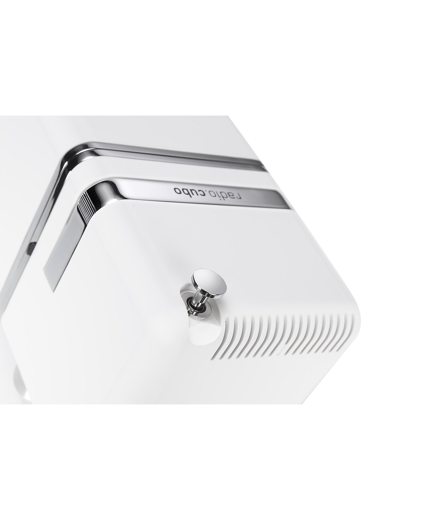 BRIONVEGA radio．cubo White Snow