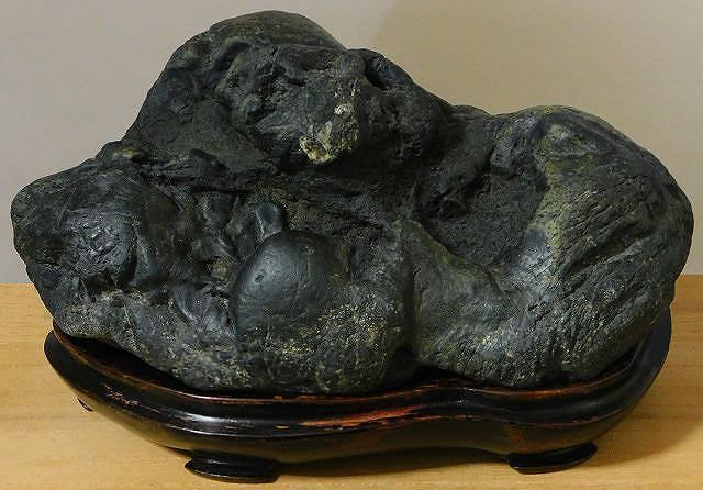 緋山酔恭「山水石美術館」 全国の水石・美石を紹介 千軒石