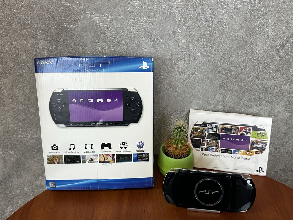 psp 3000 - купити ігрові приставки Sony PSP - Ціна на OLX.ua