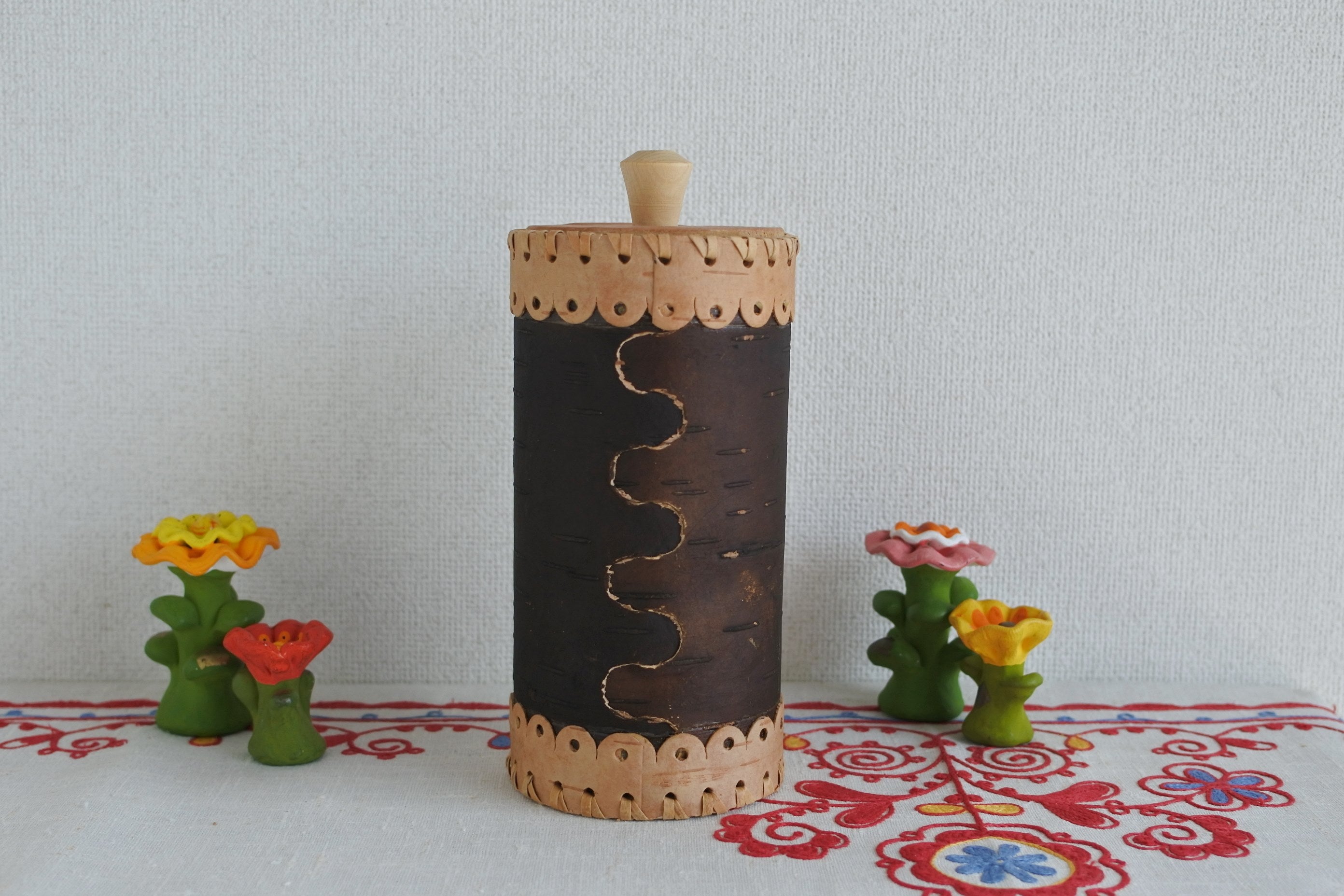 白樺細工ベレスタ 白樺樹皮 ハンドメイド ロシア民芸品 小箱