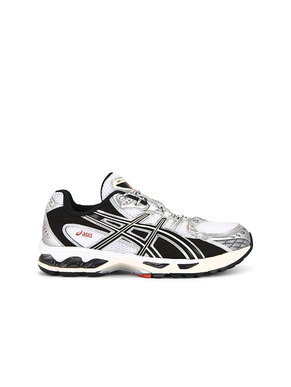 Asics Gel-Nimbus 10.1 Sneaker in White & Black | FWRD