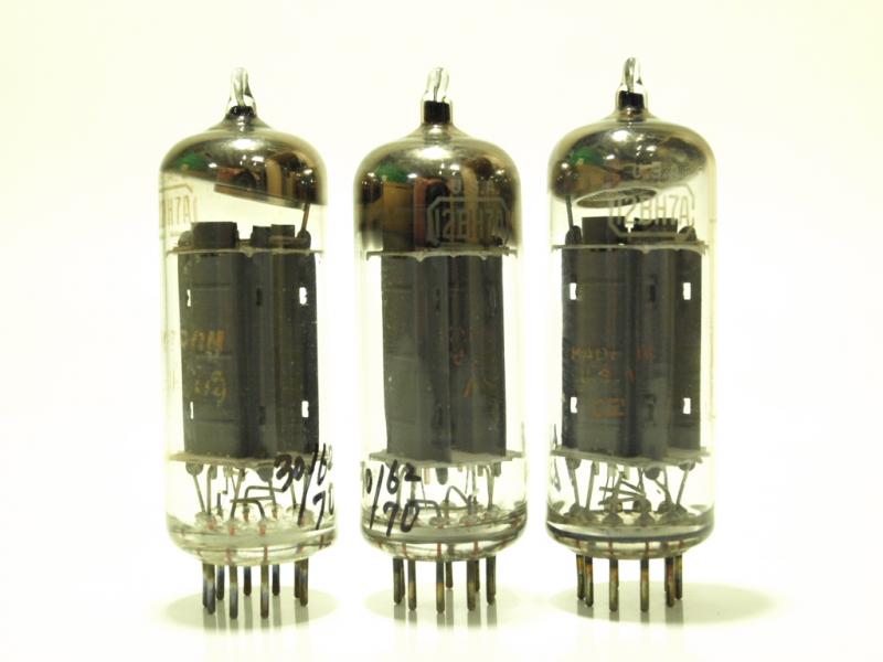 RCA 真空管 12BH7A 未使用に近い 2本セットRCA 真空管 12BH7A 未使用に