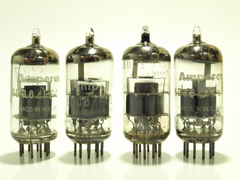 カメラのいわもと：真空管 6DJ8,7DJ8,ECC88,6922,PCC88,同等管、類似管