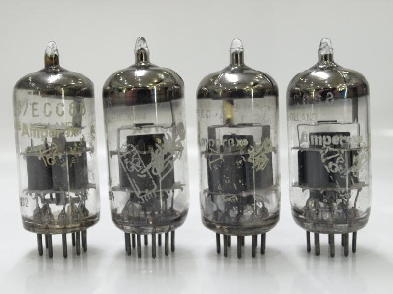 カメラのいわもと：真空管 6DJ8,7DJ8,ECC88,6922,PCC88,同等管、類似管