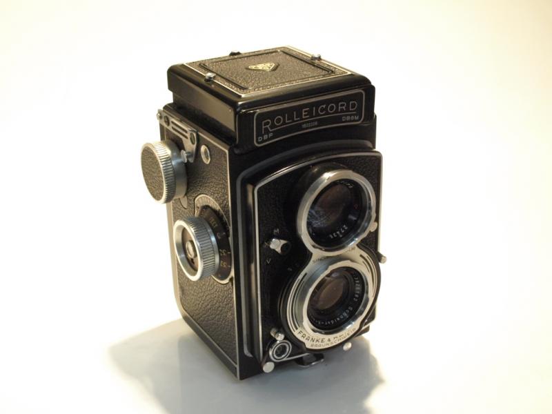 カメラのいわもと：二眼レフカメラ（箱型カメラ）商品在庫一覧