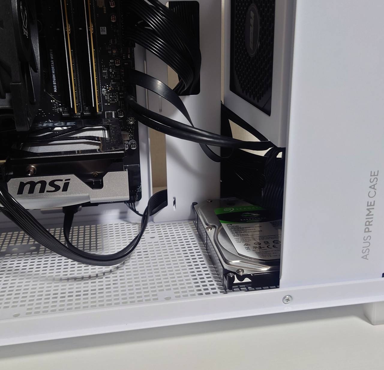 自作 PC に内蔵 HDD を追加してみる | アプつ