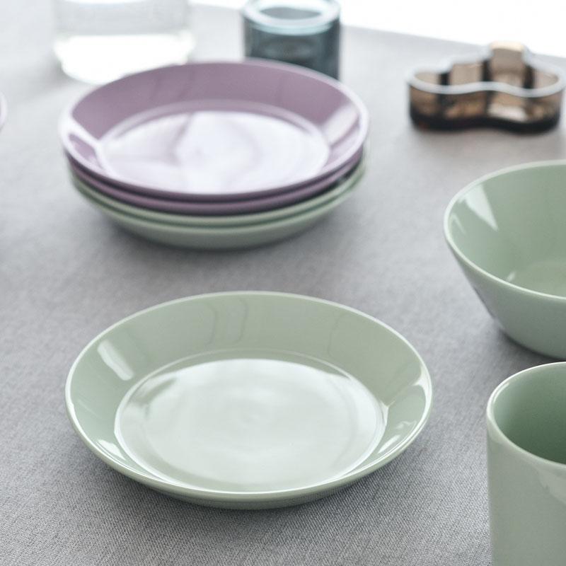 iittala（イッタラ） プレート 17cm ライトライラック セージグリーン