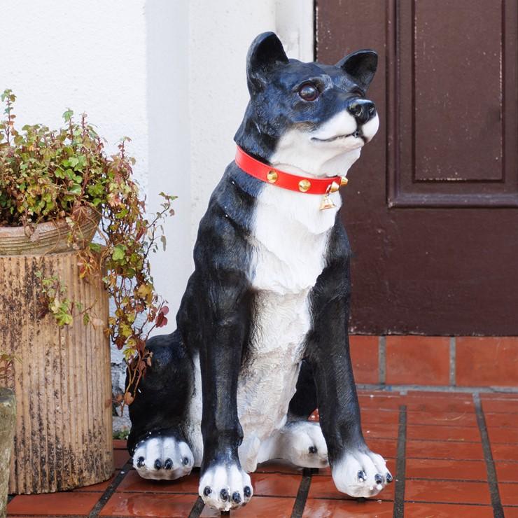 メーカー直送) わんわんリキ 黒 犬 置き物 置物 玄関 明暗センサー付で