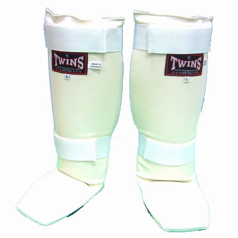 ツインズ TWINS 合皮製 キックボクシング レガース スネサポーター