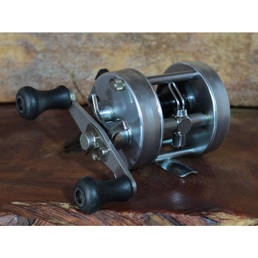 Abu Garcia（アブガルシア） ABU Ambassadeur 2500Cアブ アンバサダー