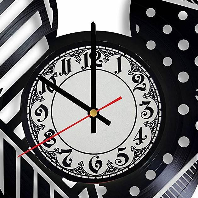 Disney（ディズニー） ウォルトディズニー掛時計 ミッキー掛時計