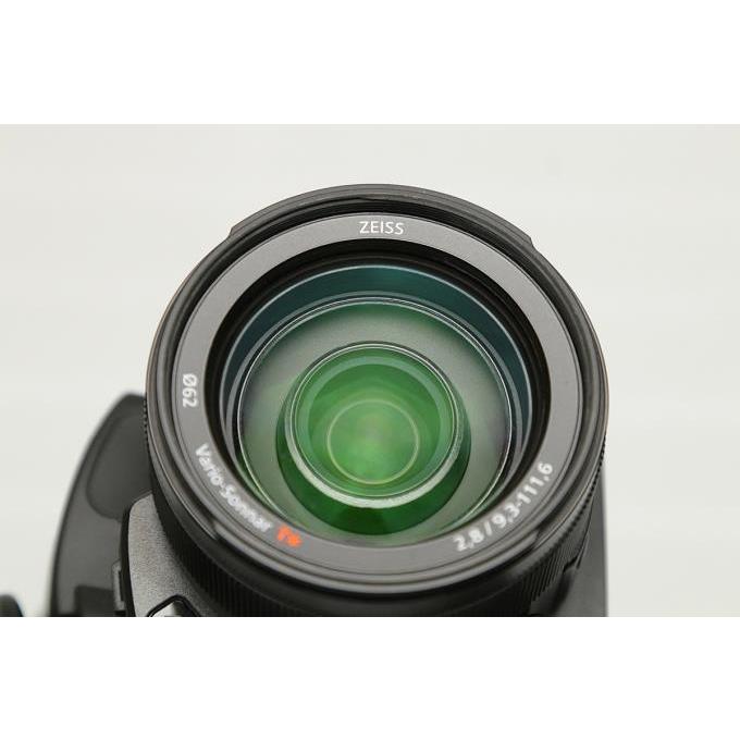 SONY（ソニー） FDR-AX700 デジタルビデオカメラ ハンディカム N096