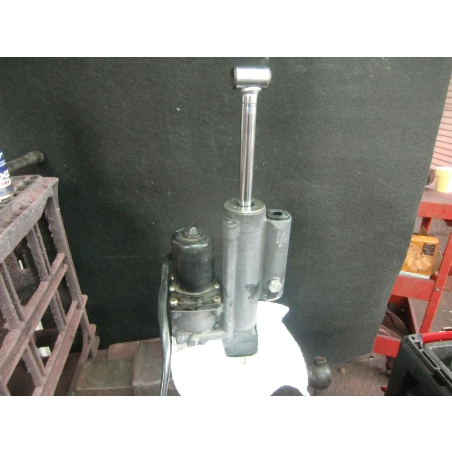 ホンダ（HONDA） ホンダ除雪機 パワーハイトシリンダー オイル漏れ修理