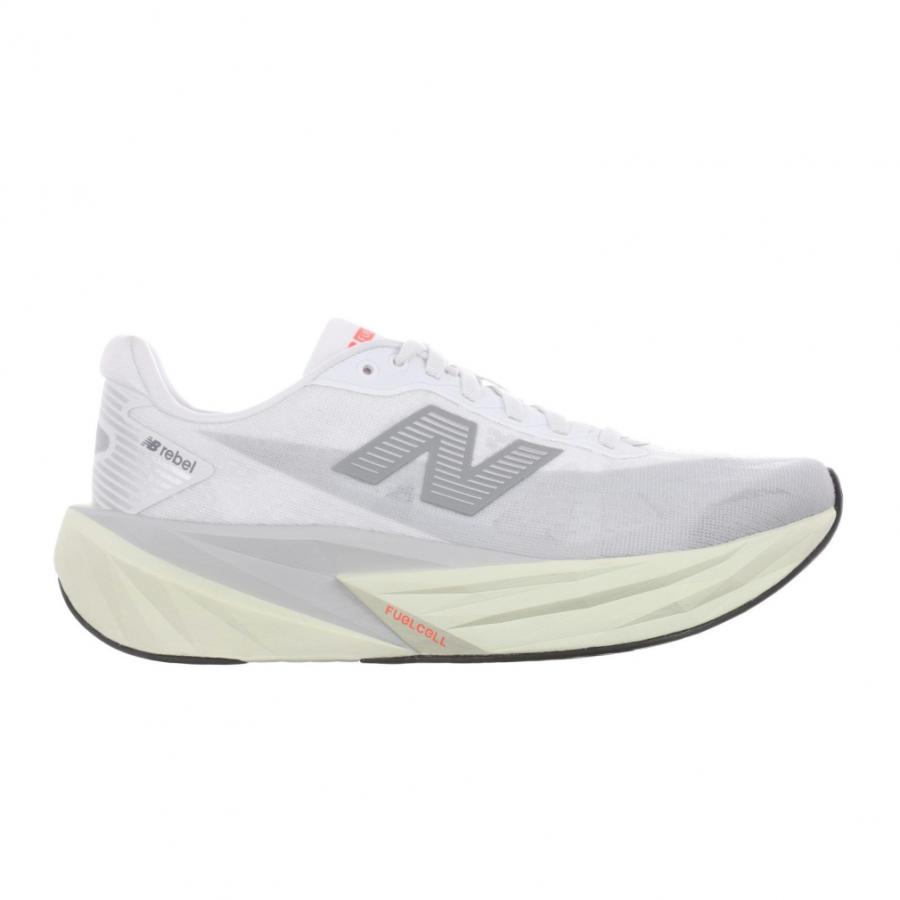 New Balance（ニューバランス） FuelCell Rebel v5 フューエルセル
