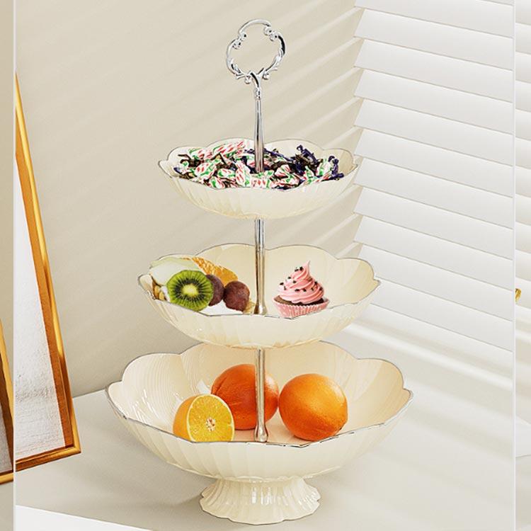 ケーキスタンド 3段 食器 アフタヌーンティースタンド クマのハンドル