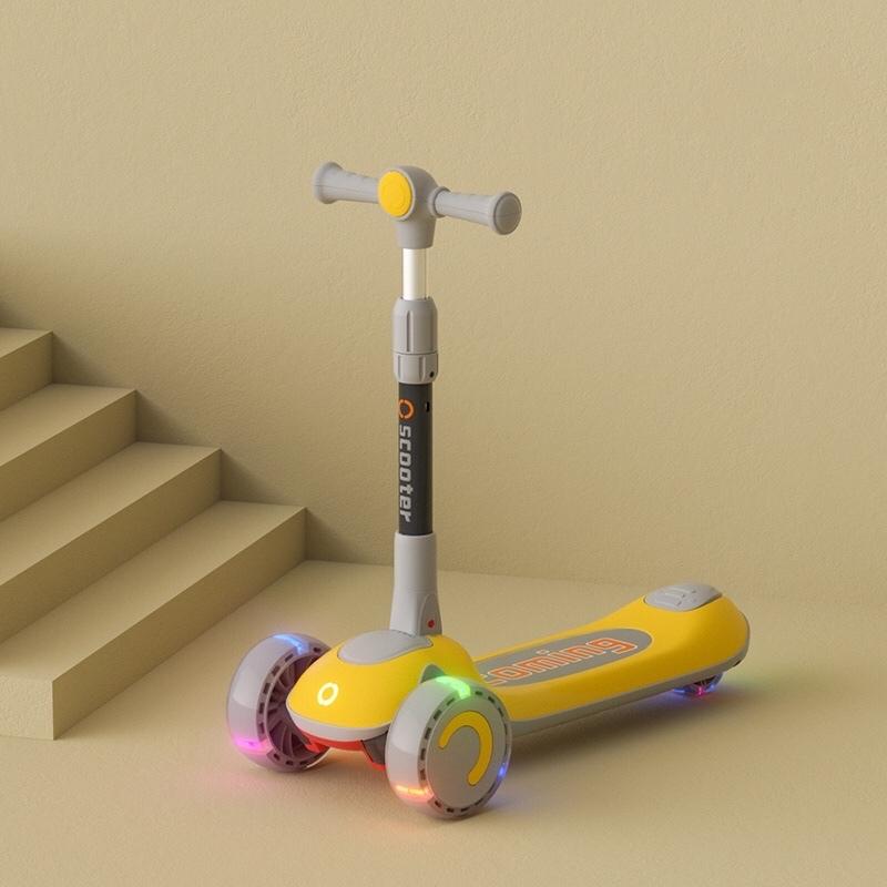 三輪車 3つの新しい楽しみ方 黄色 木馬のように揺れる キック