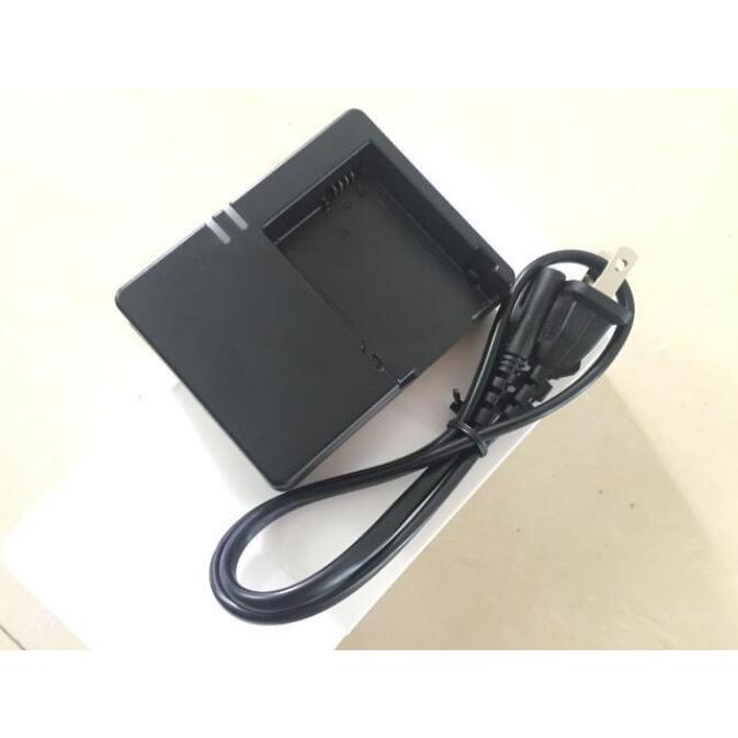 新品 Canon EOS Kiss X4 X5 X6i X7i LP-E8 バッテリー 充電器 LC-E8