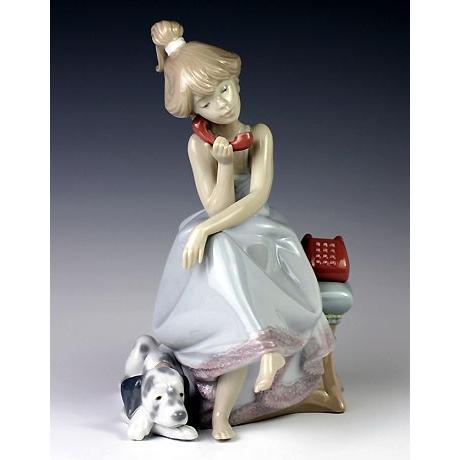 リヤドロ（Lladro リアドロ 陶器人形 置物） 犬と少女 大事な電話#ldr