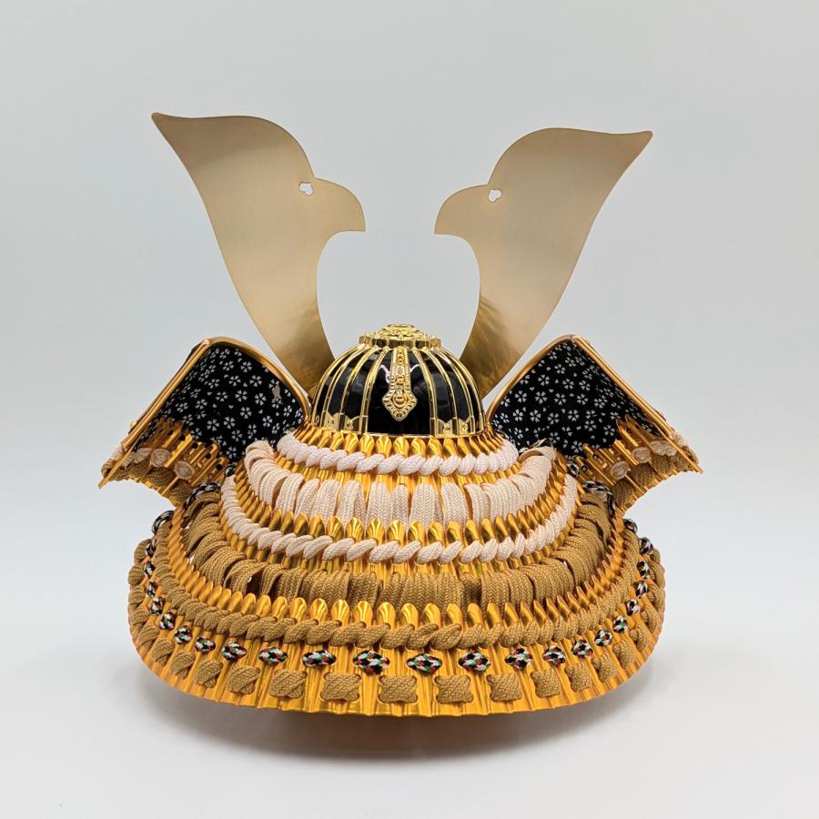 五月人形 兜飾り 8号兜 白金 茶段縅 桜付き大鍬形 コンパクト 収納飾り