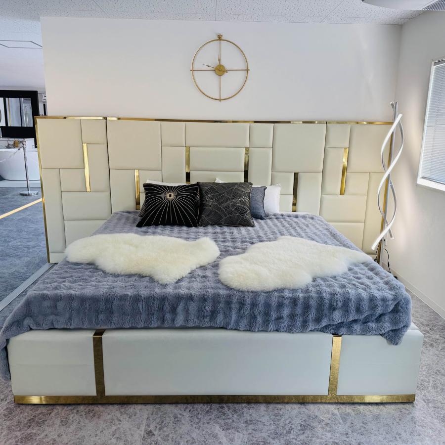 DXラグジュアリーベッド キングサイズ ソフトレザー デザイナーズ家具