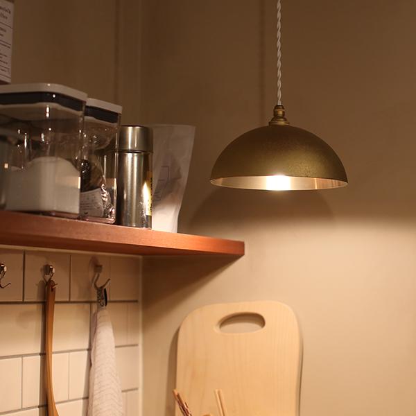 FUTAGAMI（フタガミ） ペンダントランプ 半球 削り出し 真鍮 鋳肌