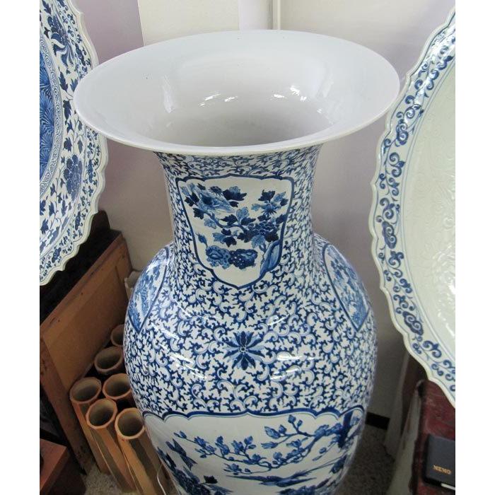 1975年，台湾，中国風 山水画 陶器花瓶 1975年，台湾，中国風 山水画