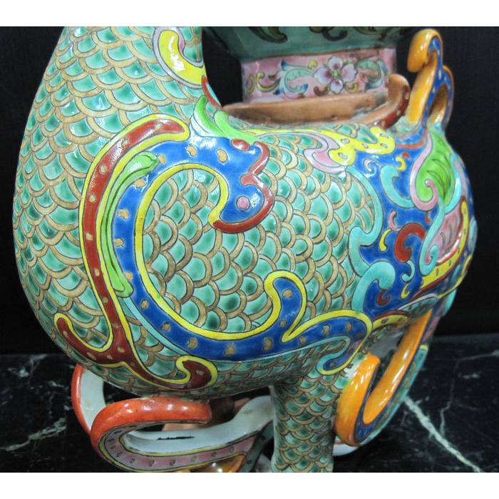 景徳鎮 十錦 動物飾り壺（1対） 高さ約35cm 中国 陶磁器 花瓶 オブジェ