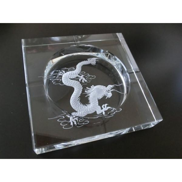 送料無料 四角 スクエア灰皿 高級クリスタルガラス灰皿 龍 品番