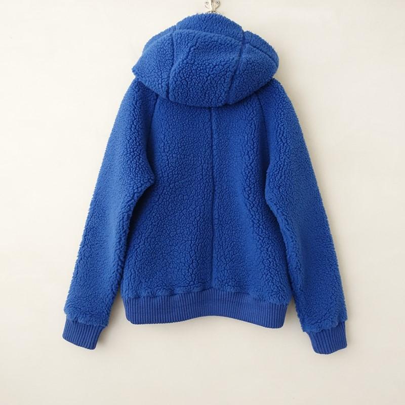 HELLY HANSEN（ヘリーハンセン） *フード付きボアジャケット*WLブルー