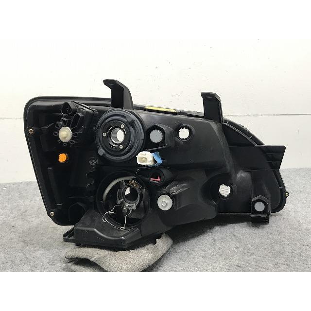 ノア NOAH/60系/AZR60G/AZR65G 純正 前期 左 ヘッドライト/ランプ