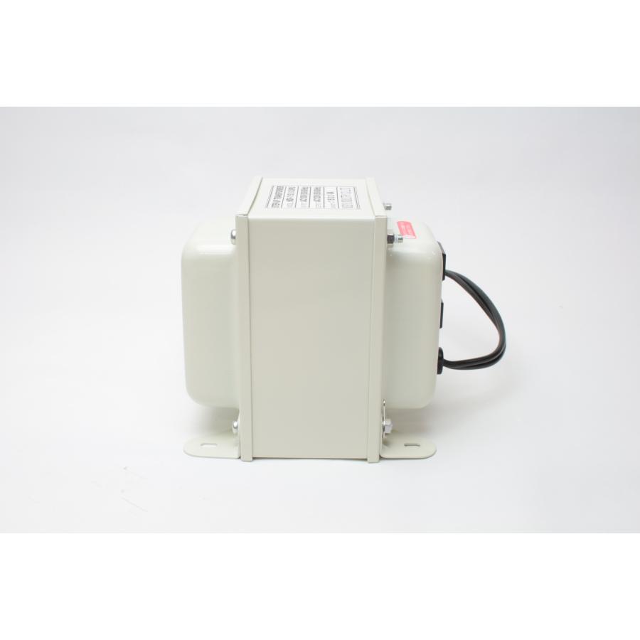 新品】【送料無料】変圧器 アップトランス NDF-1500UPU 日章工業